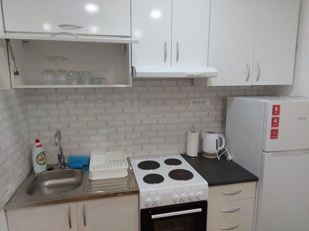 בלגרד Cosy, Quiet & Brand New Apartment W/ Danube View מראה חיצוני תמונה