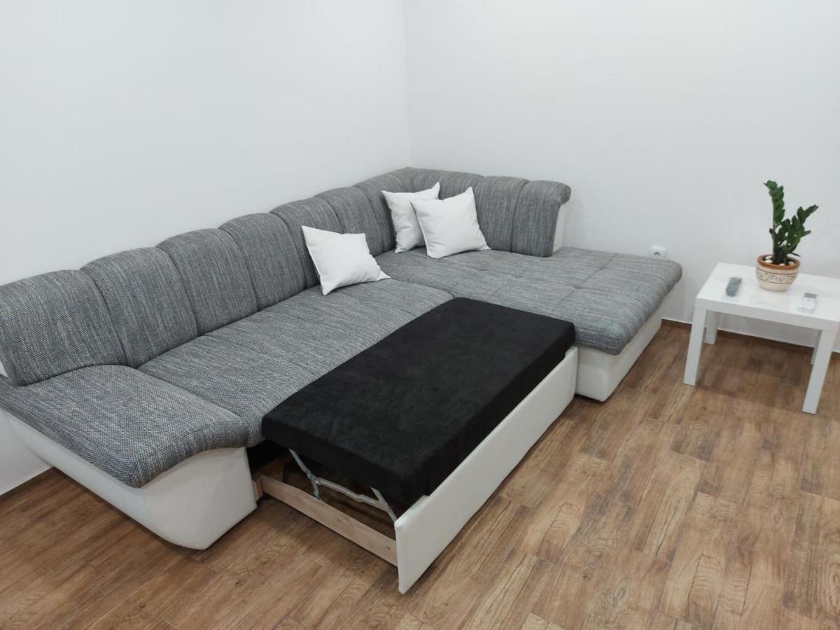 בלגרד Cosy, Quiet & Brand New Apartment W/ Danube View מראה חיצוני תמונה